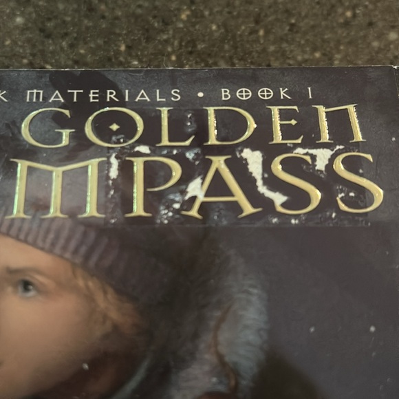 The Golden Compass Novel - Picture 4 of 7